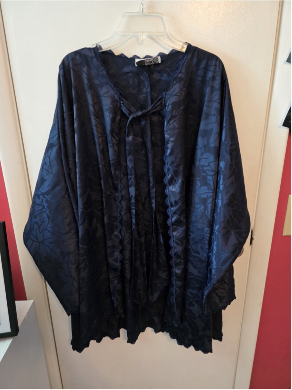 Vintage Vanity Fair Womens Satin Robe Negligee Cover Up Size Medium